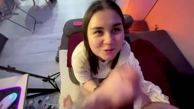 lucymuur Chaturbate live cam show 2026-09-29 18:52