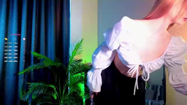 lumiazephir Chaturbate webcam show 2026-08-03 10:24
