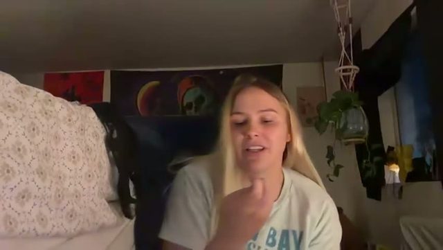 madammarie1996 Chaturbate live recording 2026-09-29