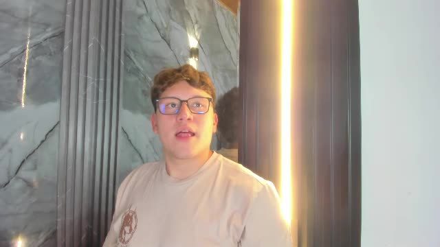 manson_and_zoe Chaturbate live cam show 2026-07-26 22:49