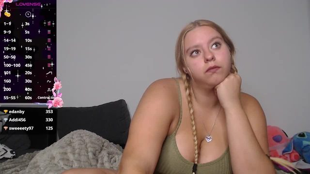 Mia_lou05 Stripchat cam show 2026-08-12 01:43