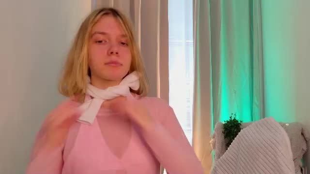 milanarayy Chaturbate cam recording 2026-07-27 11:39