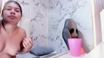 mileyjoas Chaturbate live recording 2026-08-12 23:01