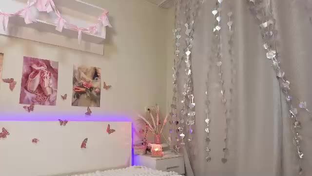 milly_heart Chaturbate cam show 2026-07-29 07:43