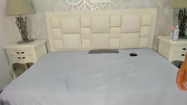 naia_cox Chaturbate live cam show 2026-08-30 11:13