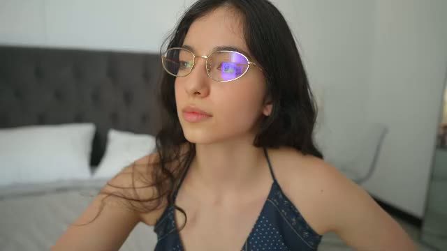 naughtysammx Chaturbate webcam recording 2026-09-24