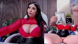 naugthyelli Chaturbate live recording 2026-08-17 05:34