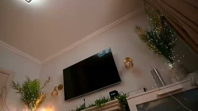oh_julie Chaturbate cam show 2026-09-19 13:27