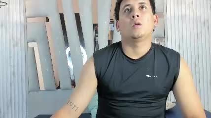 owenandrosecs Chaturbate cam show 2026-10-04 22:41