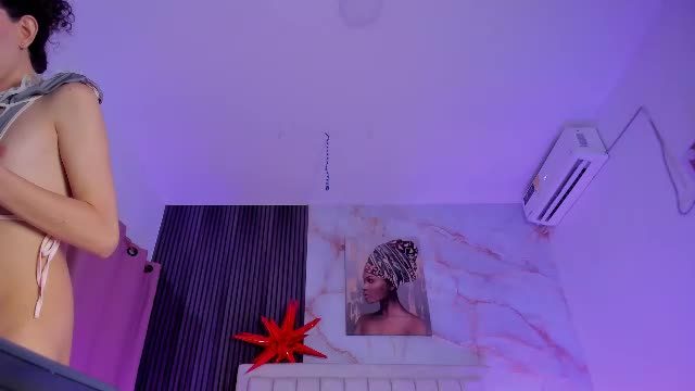 pinky_peach_ Chaturbate live cam show 2026-08-23 09:26