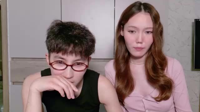 pinkylovers Chaturbate cam show 2026-08-12 22:03
