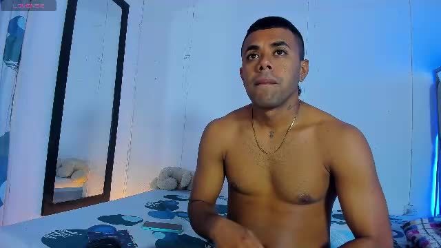 purefire2000 Chaturbate cam video 2026-08-12 13:12