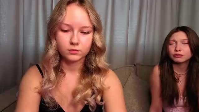 queenneee Chaturbate cam recording 2026-10-02 12:22