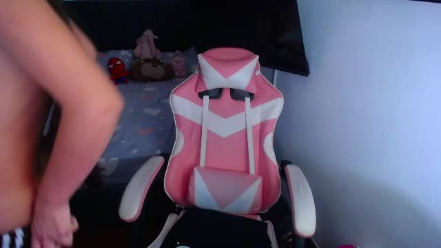 room_kiitty Chaturbate webcam rip 2026-09-04 23:45