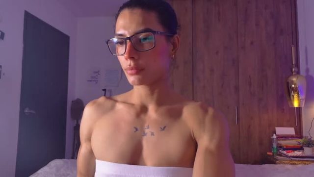 rouse_leon Chaturbate webcam show 2026-05-28 21:49