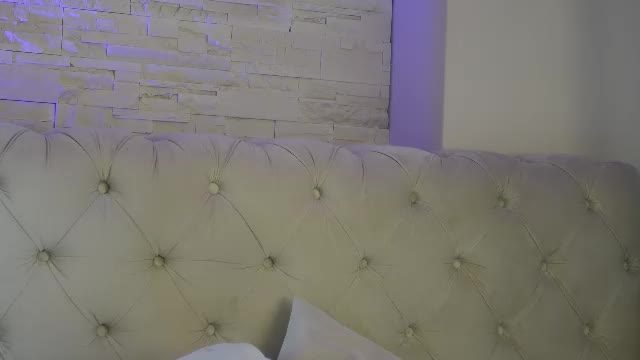 sara_sweetxx Chaturbate cam show 2026-08-04 07:10