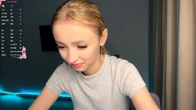 seasonhamiss Chaturbate webcam show 2026-08-10 00:29