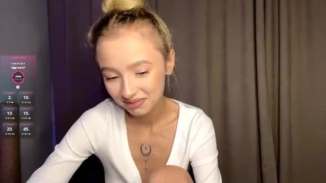 seasonhamiss Chaturbate live recording 2026-08-31 22:38
