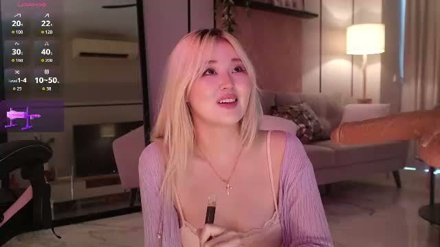 seduza_hyun Chaturbate webcam show 2026-09-30 05:59