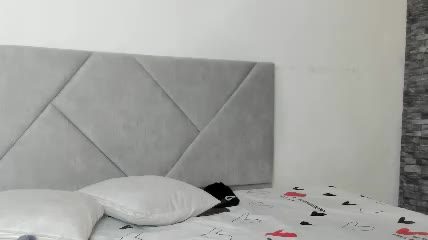 sexxyy_couple_ Chaturbate webcam show 2026-09-18 00:39