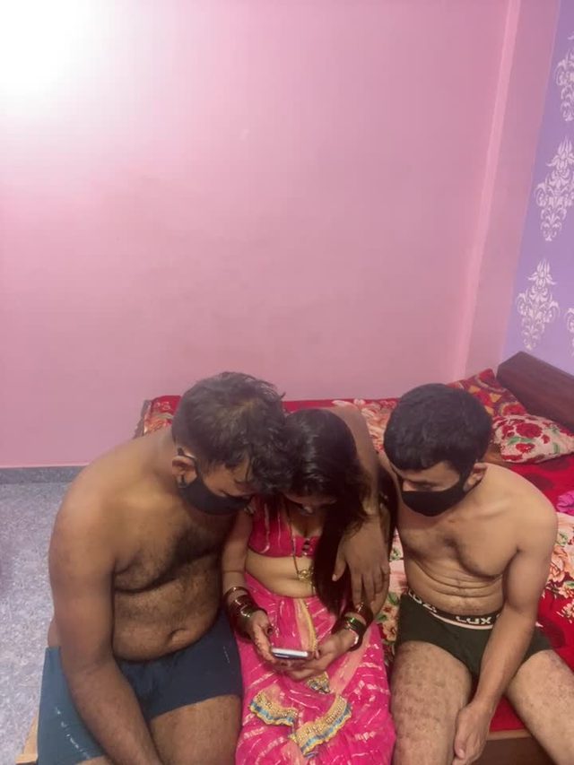 Sexy_vanshika01 Stripchat live cam show 2026-08-06 01:27