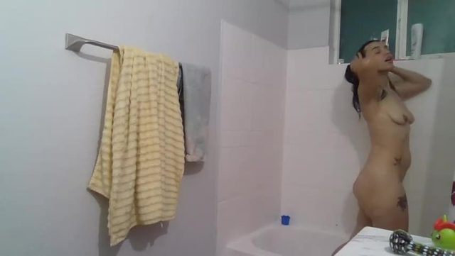 sexybaddiespell Chaturbate live recording 2026-10-02