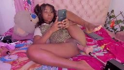 sexybrunnetem Chaturbate webcam show 2026-08-31 16:41