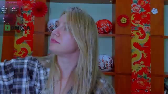 shadow_kiss Chaturbate live cam show 2026-09-18 03:15