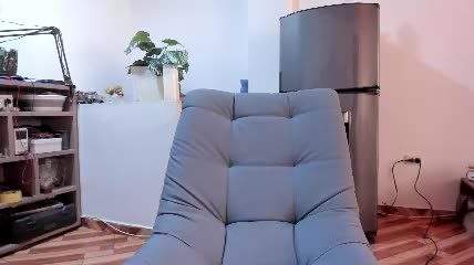 simply_zoe___ Chaturbate webcam show 2026-09-03 18:29