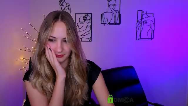 cam show video of so_hot_rosalie on Chaturbate — 2026-09-15 23:03