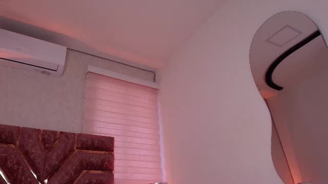 sofia_gomes_ Chaturbate live cam show 2026-09-29 17:37