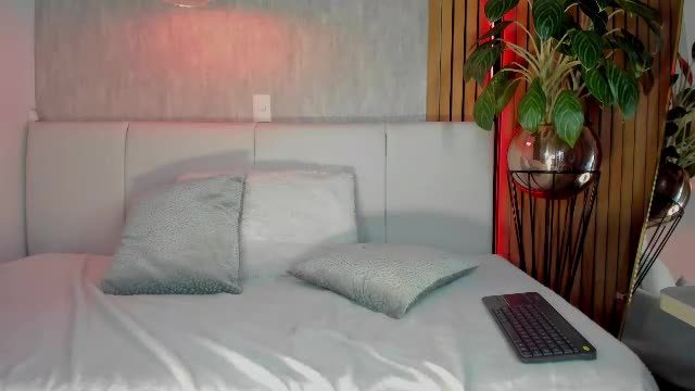 sophidavis Chaturbate webcam recording 2026-07-17 08:12