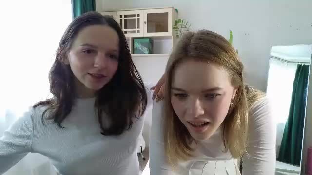 sweet_touches_ Chaturbate webcam recording 2026-09-18