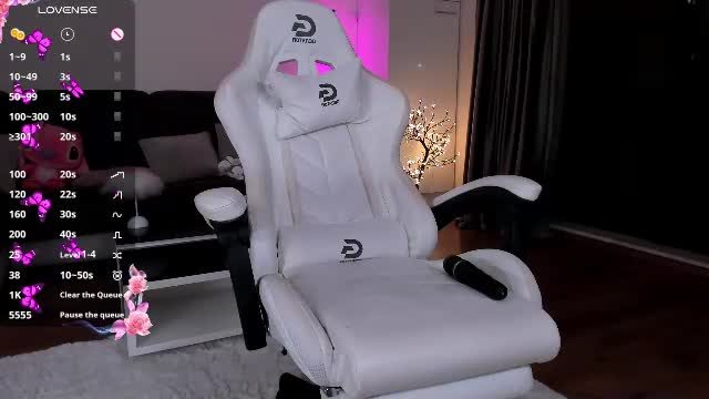sweetameliaa Chaturbate cam show 2026-07-21 02:47
