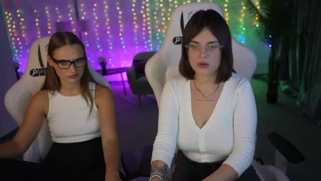 sweetdesiree_ Chaturbate live cam show 2026-09-30 17:57