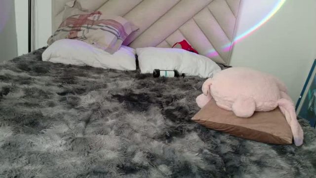 sweetlove_243 Chaturbate cam show 2026-08-29 15:24