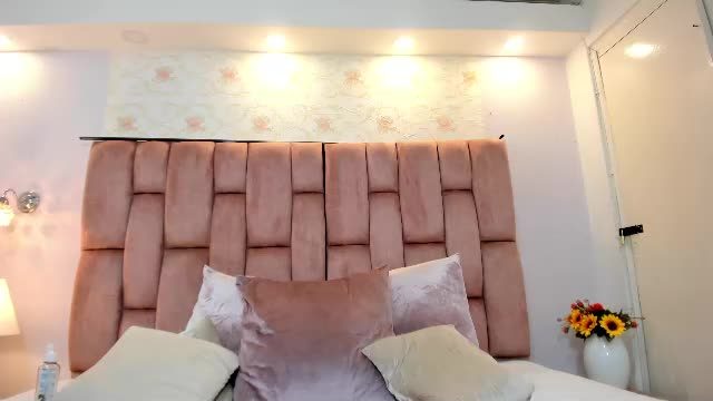 tatianacrow Chaturbate webcam recording 2026-09-03
