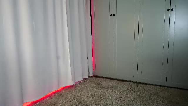 tgirlfoxy Chaturbate cam video 2026-08-13 12:40