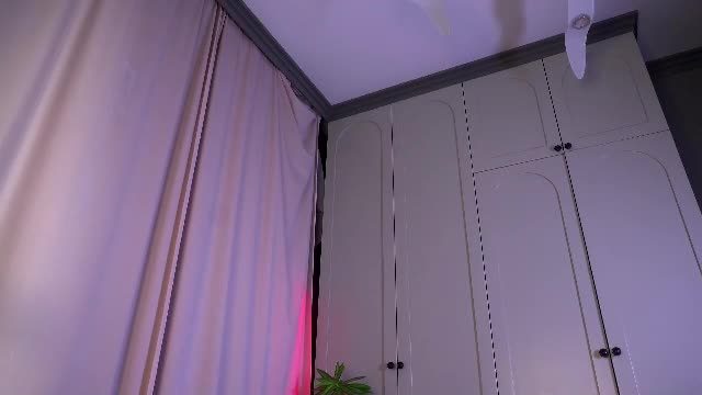 tgirlfoxy Chaturbate webcam show 2026-09-06 10:53