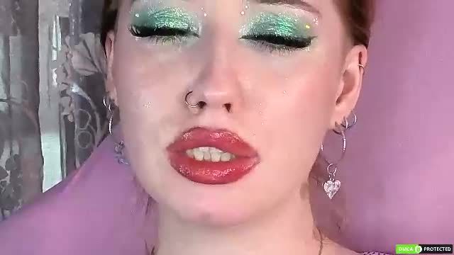 tinabrook Chaturbate webcam show 2026-10-02 12:40