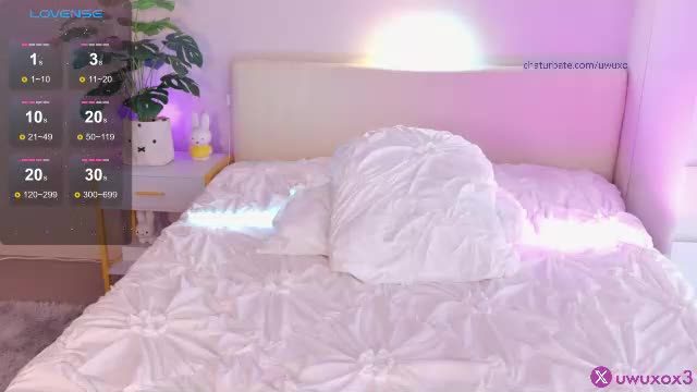 uwuxo Chaturbate webcam show 2026-10-02 07:26
