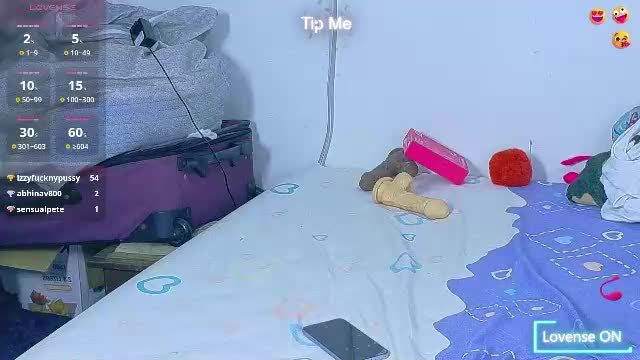 val_sal_713 Chaturbate cam show 2026-08-23 04:36