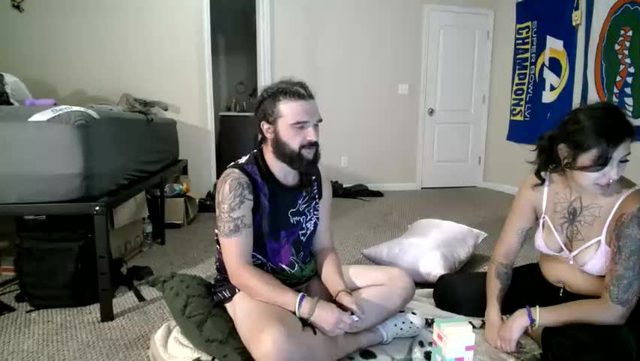 wandaxcosmo Chaturbate live recording 2026-09-19 06:49