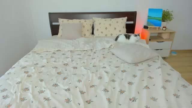 xloe_queen Chaturbate recorded cam show