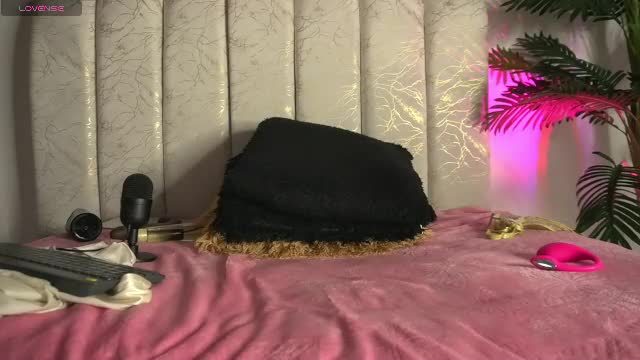 yayoi_cresp18 Chaturbate webcam show 2026-07-02 07:41