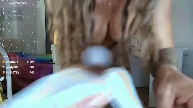 yourkat Chaturbate live recording 2026-09-11 09:28