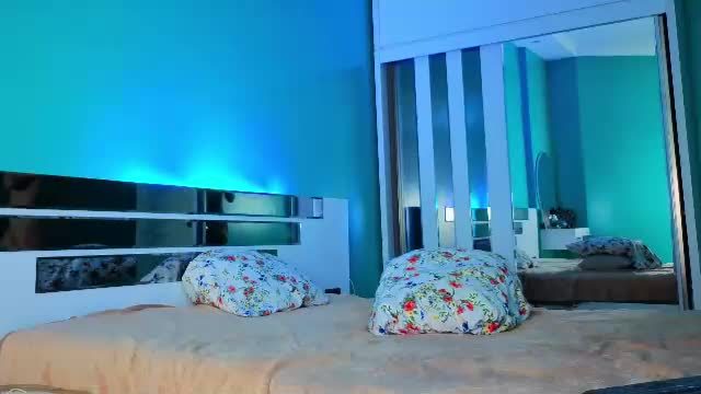 yumiiai Chaturbate live cam show 2026-08-24 12:54