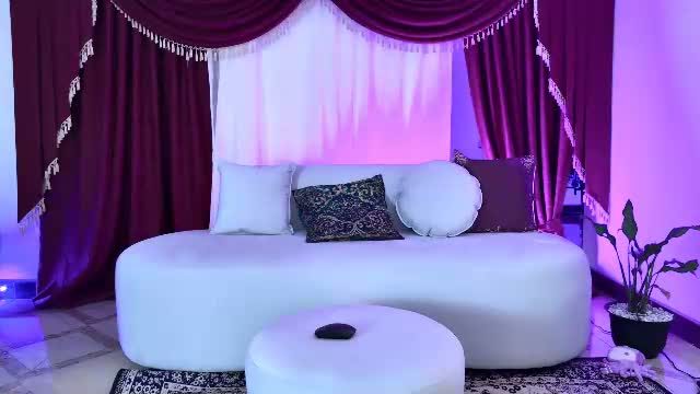 zephirah_abney_ Chaturbate cam show 2026-08-03 19:34